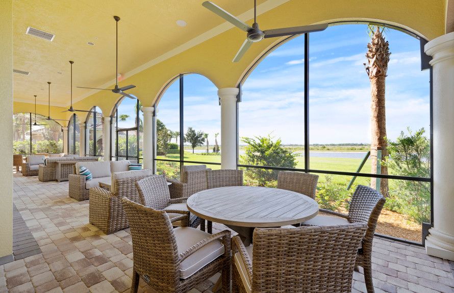 Grand Hall - Screened Lanai