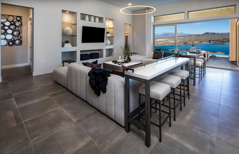 Expansive Gathering Room
