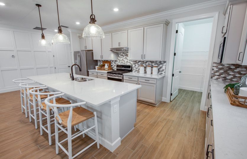 Kitchen with Large Center Island