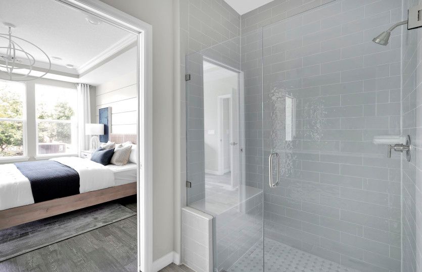 Ellenwood | Owner's Bathroom