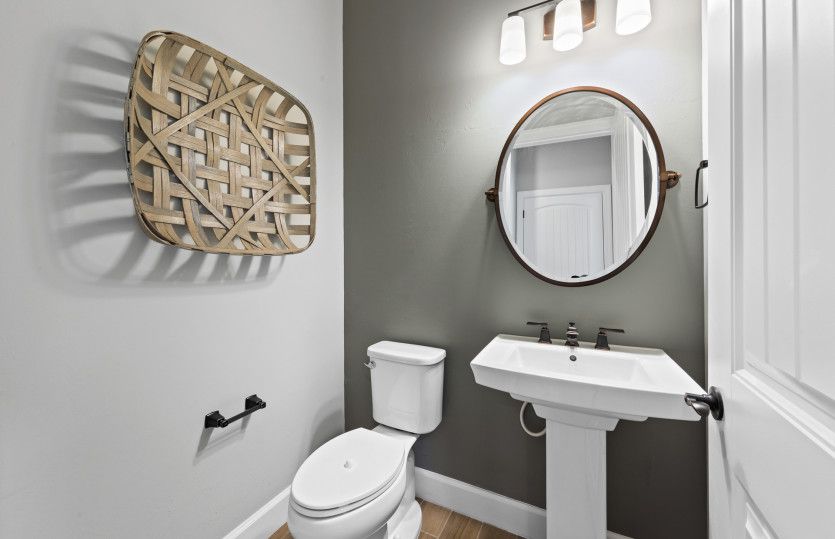 Powder bathroom, perfect for guests