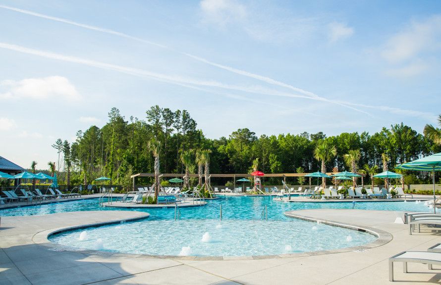 Beautiful Pool at Midtown Club