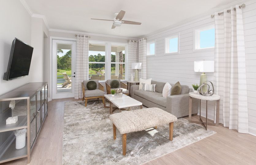 Open Gathering Room with ample space to accommodate everyone. Model Representation.