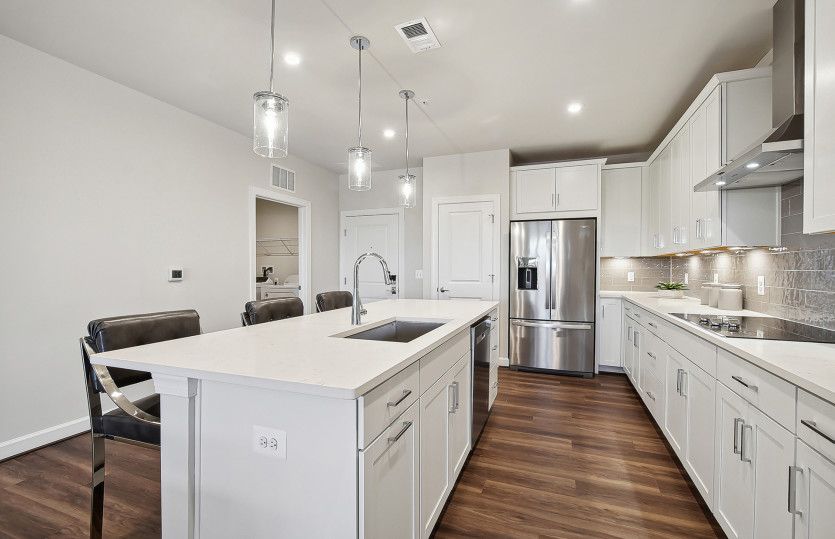 Spacious Island in the Gourmet Kitchen