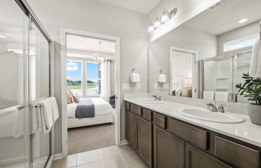 Spa-Like Owner's Bath