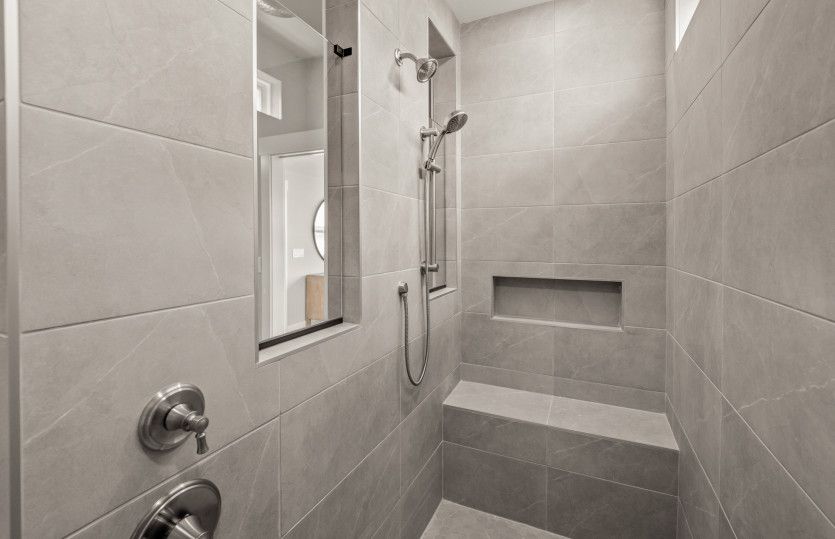 Owner's Bath with Optional Walk-in Shower