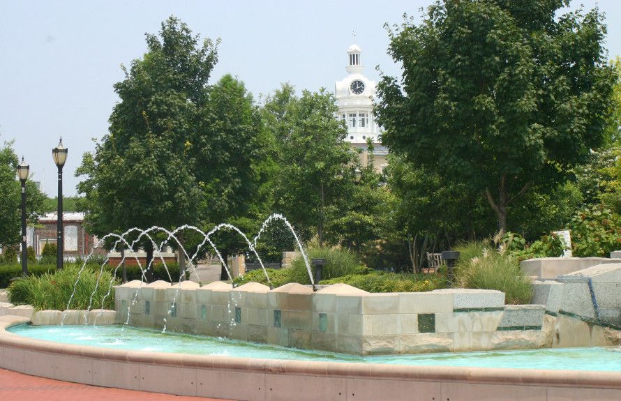 Close to Downtown Murfreesboro