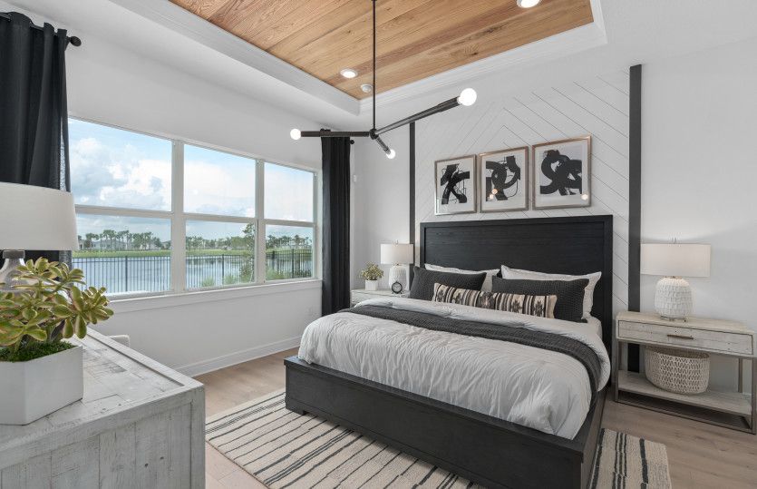 Elegant Owner's Retreat
