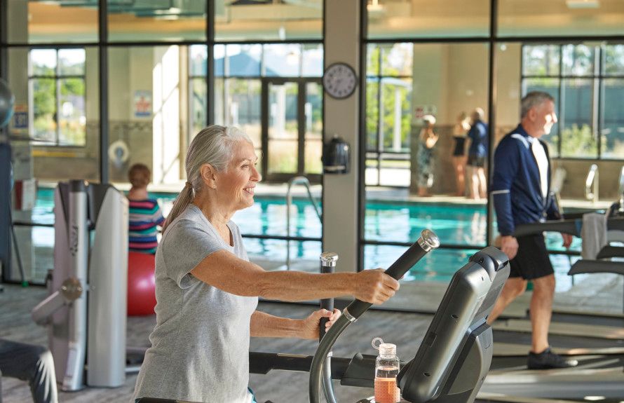 Fitness center & clubhouse