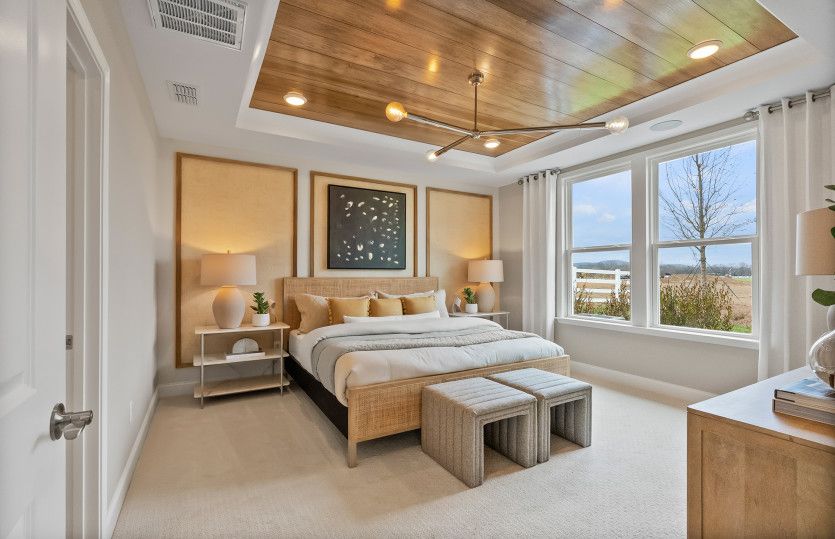Hallmark Owner's Suite