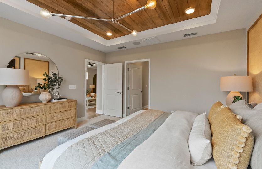 Hallmark Owner's Suite