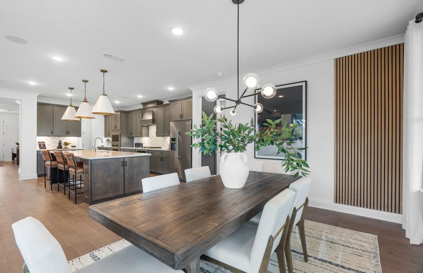 Renown Dining