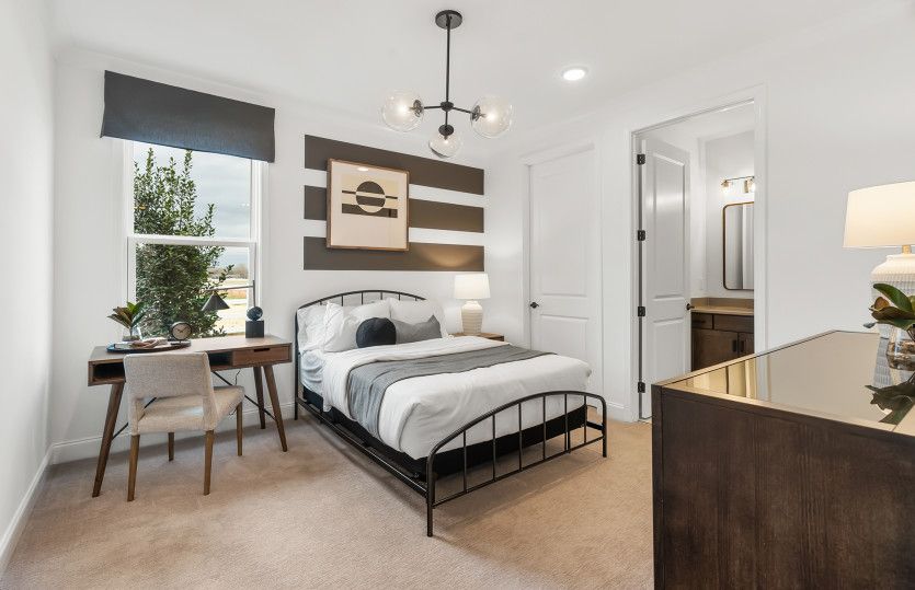 Renown Secondary Bed