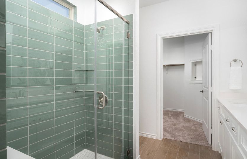 Tile-Surround Shower
