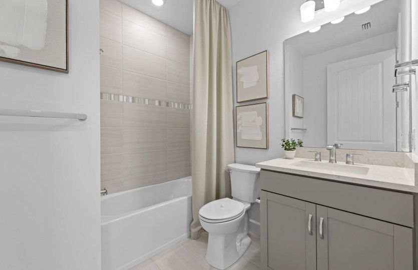 Beautiful secondary bathroom