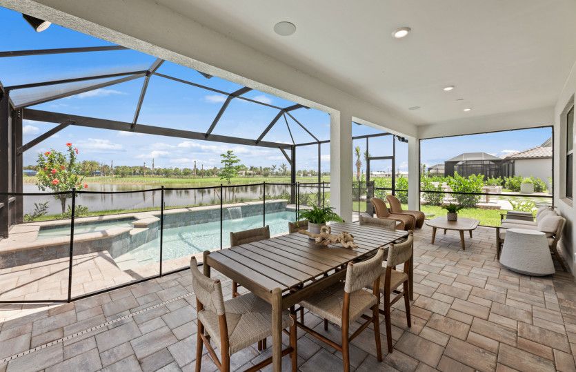 Ample lanai space to fit your needs