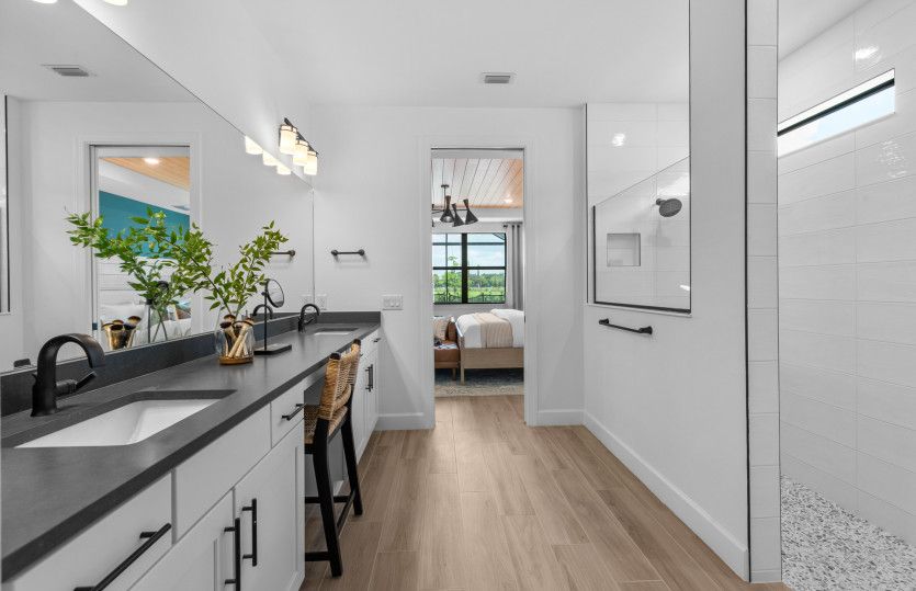 Spacious owner's bathroom