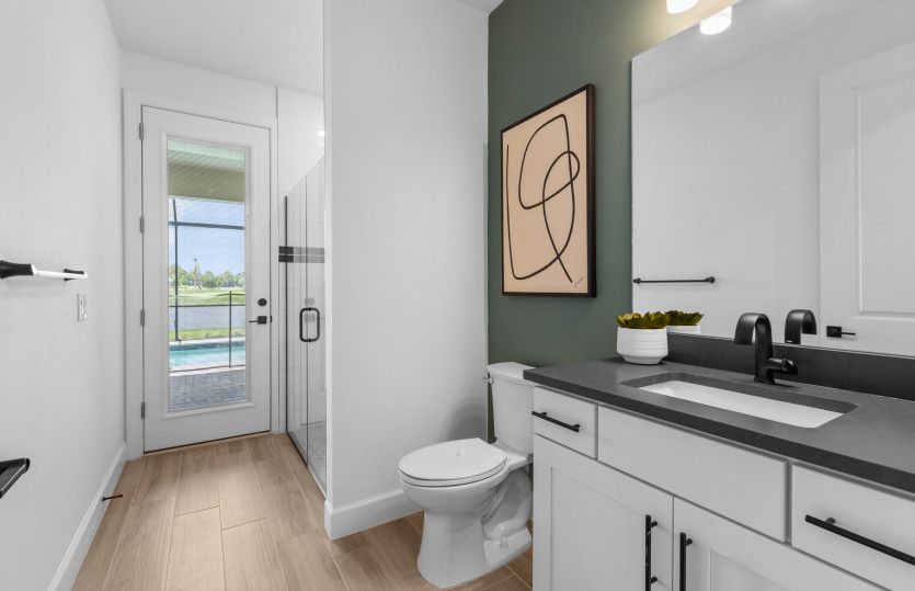 Spacious full pool bathroom