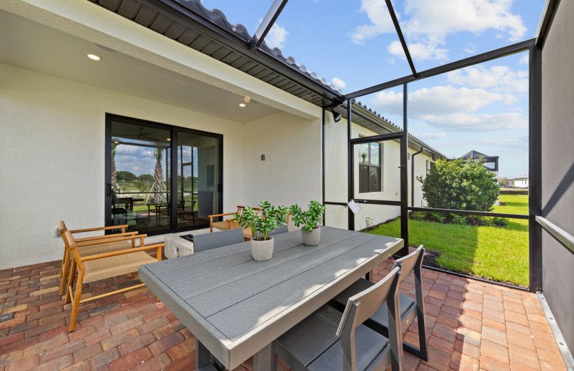 Covered lanai off gathering room