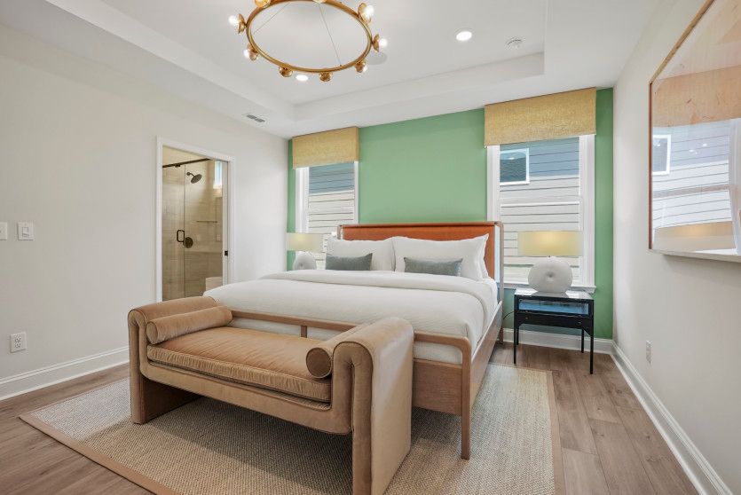 Luxurious Owner's Suite