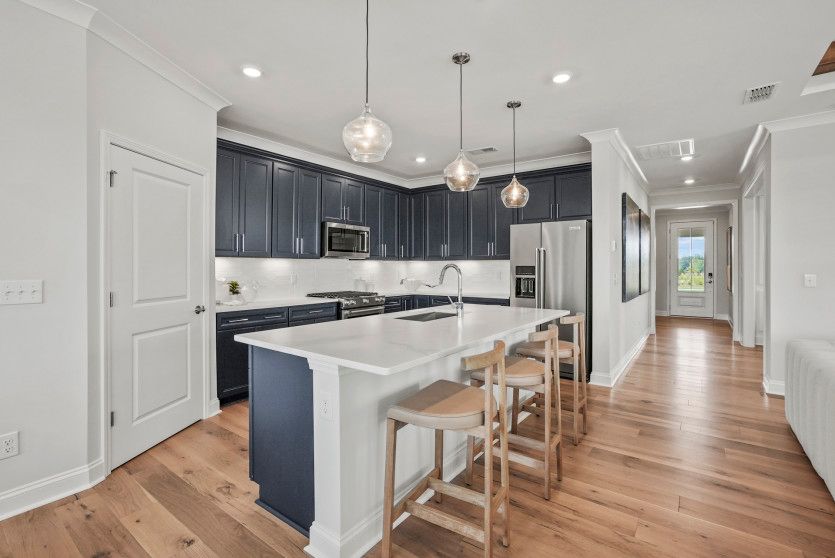 Beautiful Kitchen with Large Island