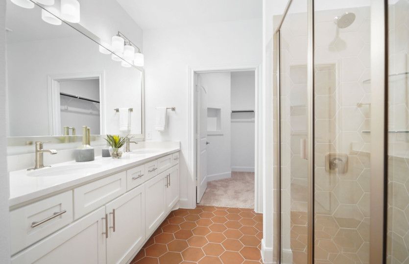Model Representation | Owner's bathroom with dual sink vanity