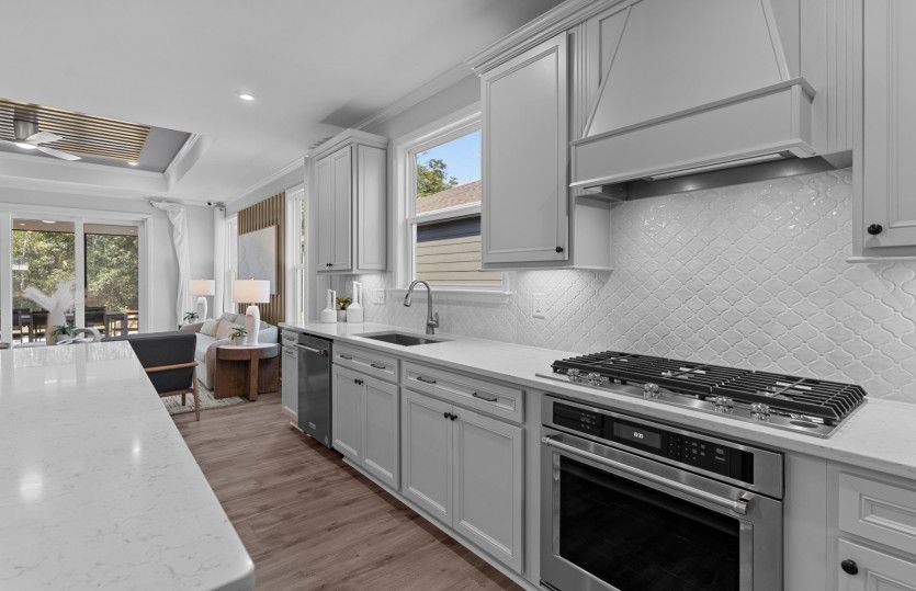 Beautiful Gourmet Kitchen