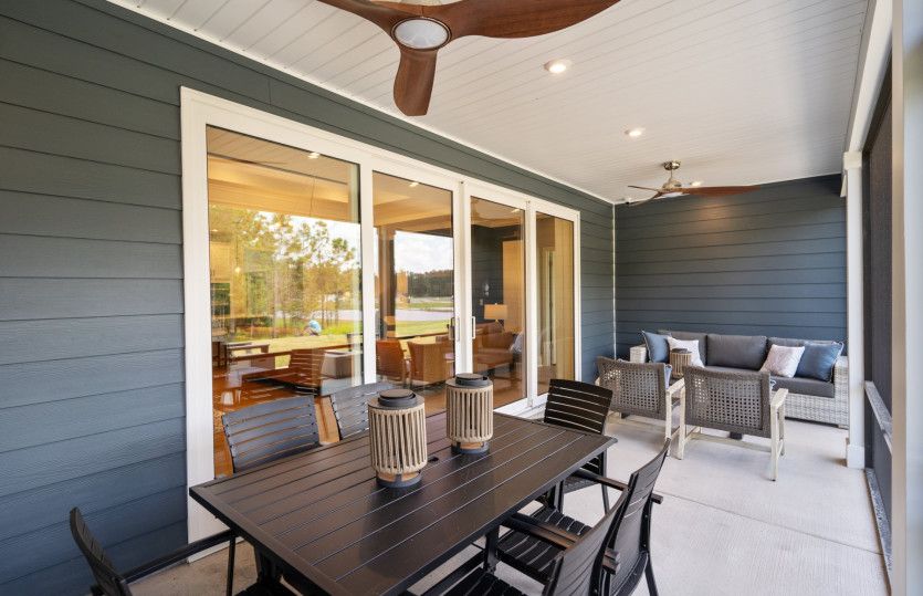 Wonderful Screened-In Patio