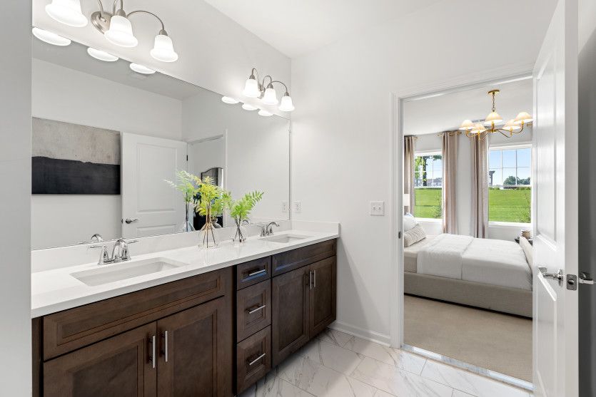 Spa-Like Owner's Bath