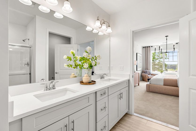 Spa-Like Owner's Bath