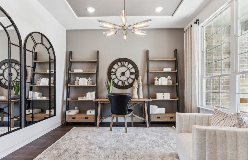 Flex space off entry into home