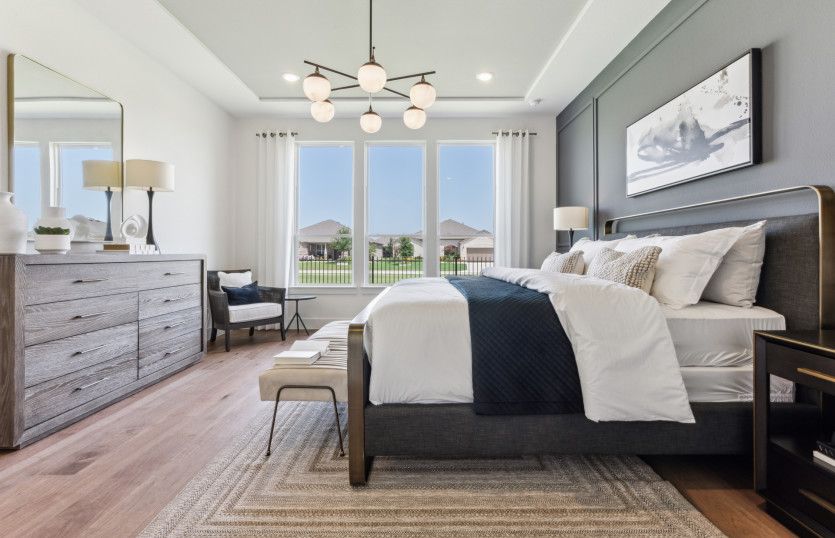 Spacious owner's suite