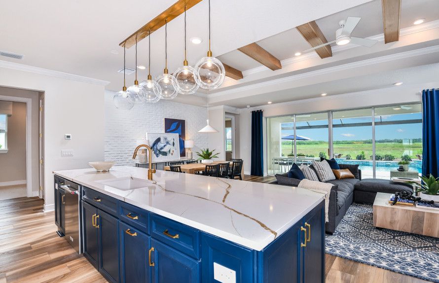 Oversized Island with Storage