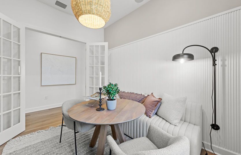 Flexible dens in new construction homes for active adults