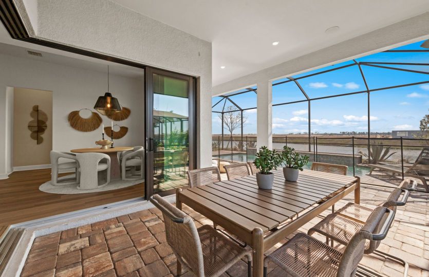 Outdoor living for active adults in Lakewood Ranch