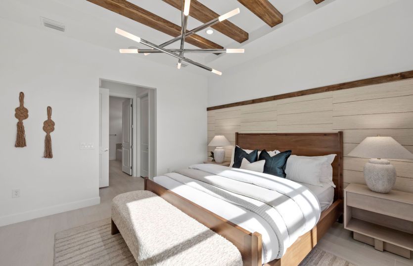 Luxurious owner’s suites in Lakewood Ranch new homes