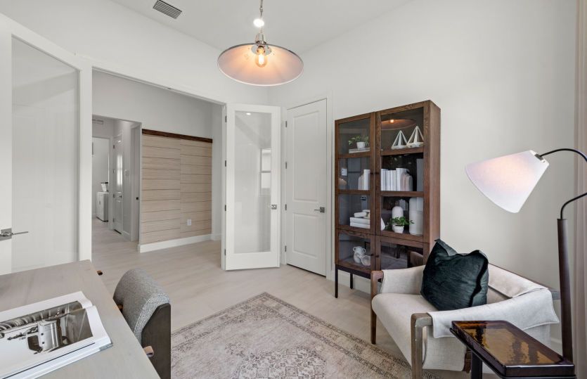 Flexible dens in new construction homes for active adults