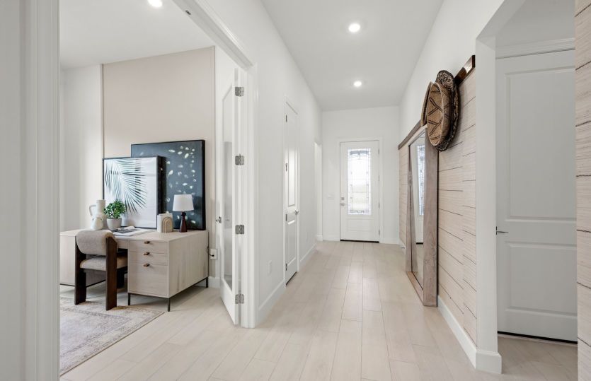 Welcoming foyers in Lakewood Ranch new construction homes
