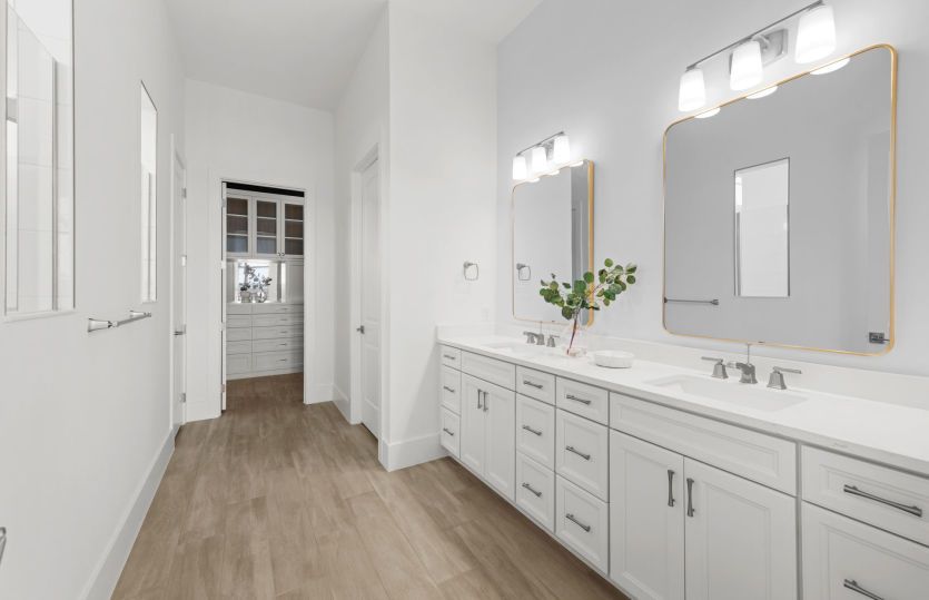 Owner's suite with dual sink vanity