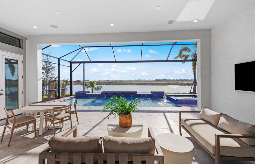 Enjoy your new in home in this retirement community