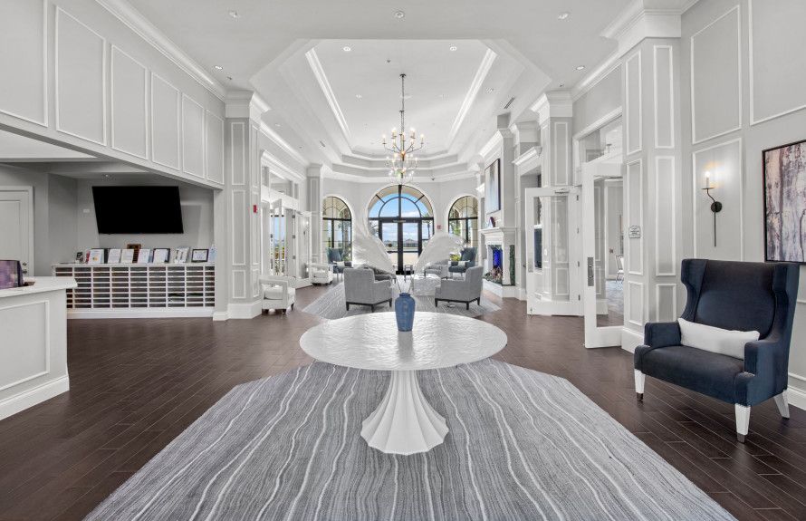 Oasis Club - Entry Foyer