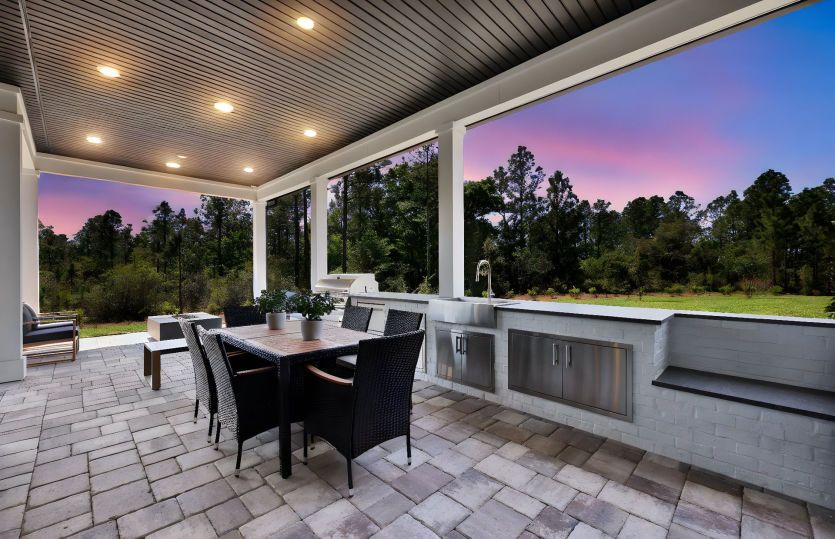 Brixton | Covered Lanai