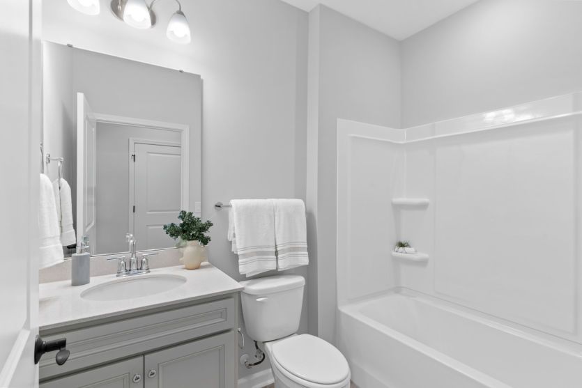 Guest Bathroom including Bathtub - Model Representation