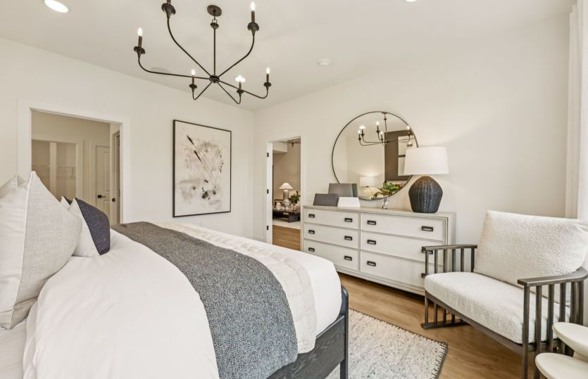 Luxurious Owner's Suite with a Spacious Walk-In Closet