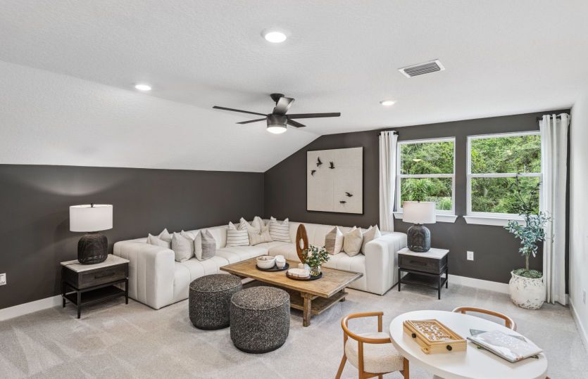 Spacious Upstairs Loft