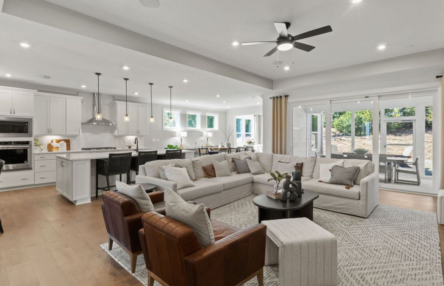 Stellar Gathering Room