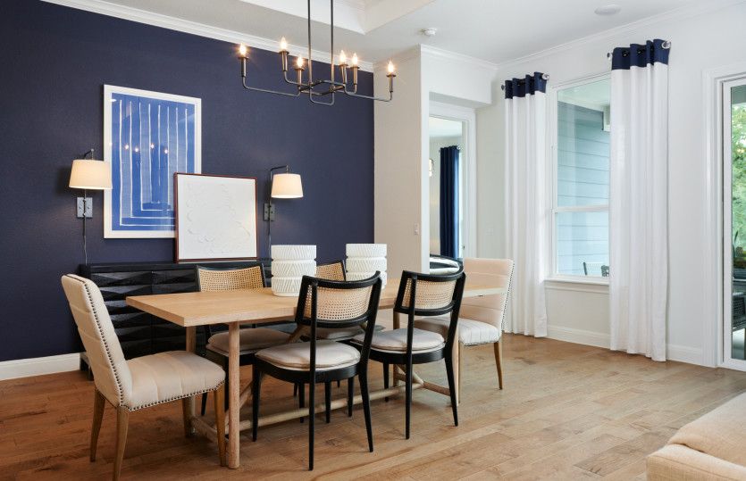 Casual Dining Area