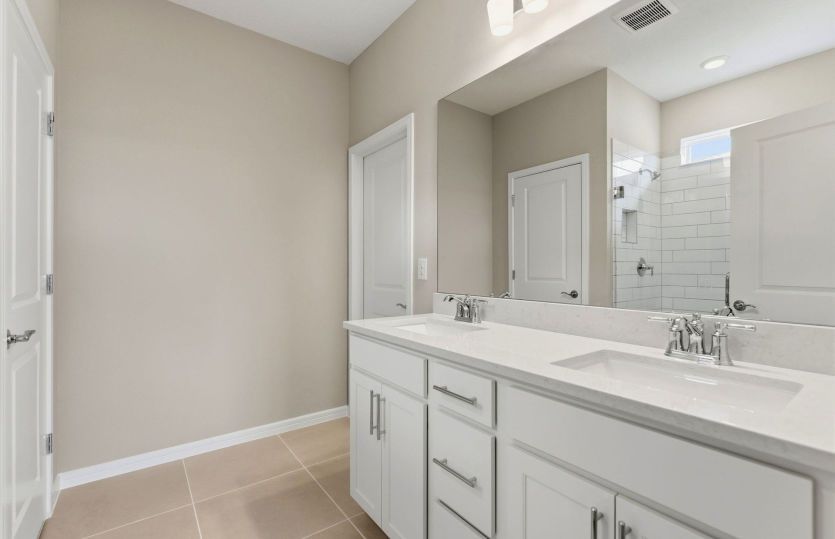 Owner's Bath w/Dual Sink