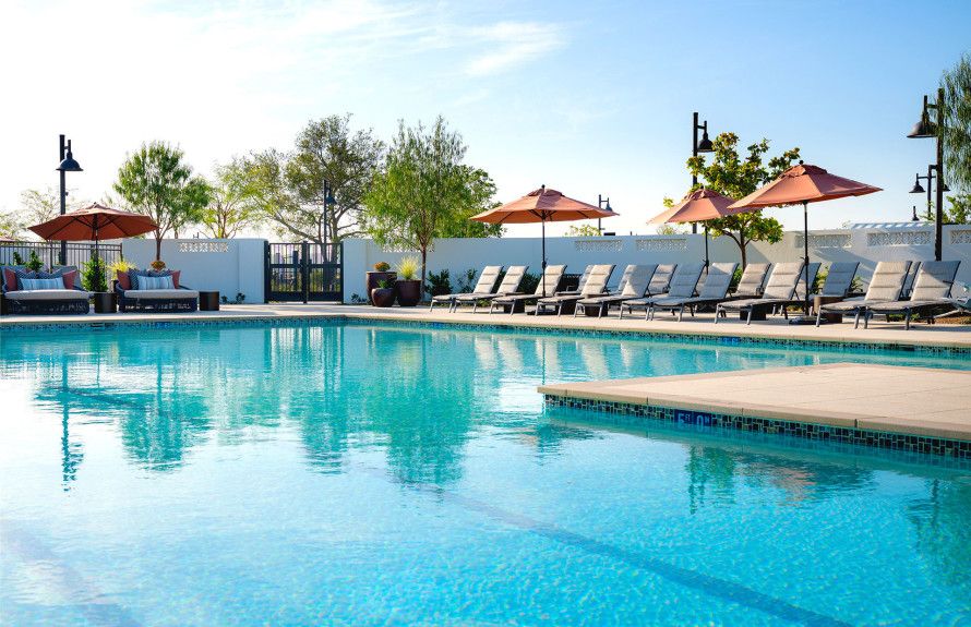 Resort-style Pool