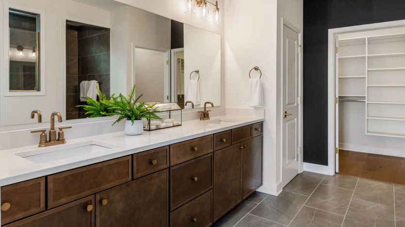 Owners Bathroom